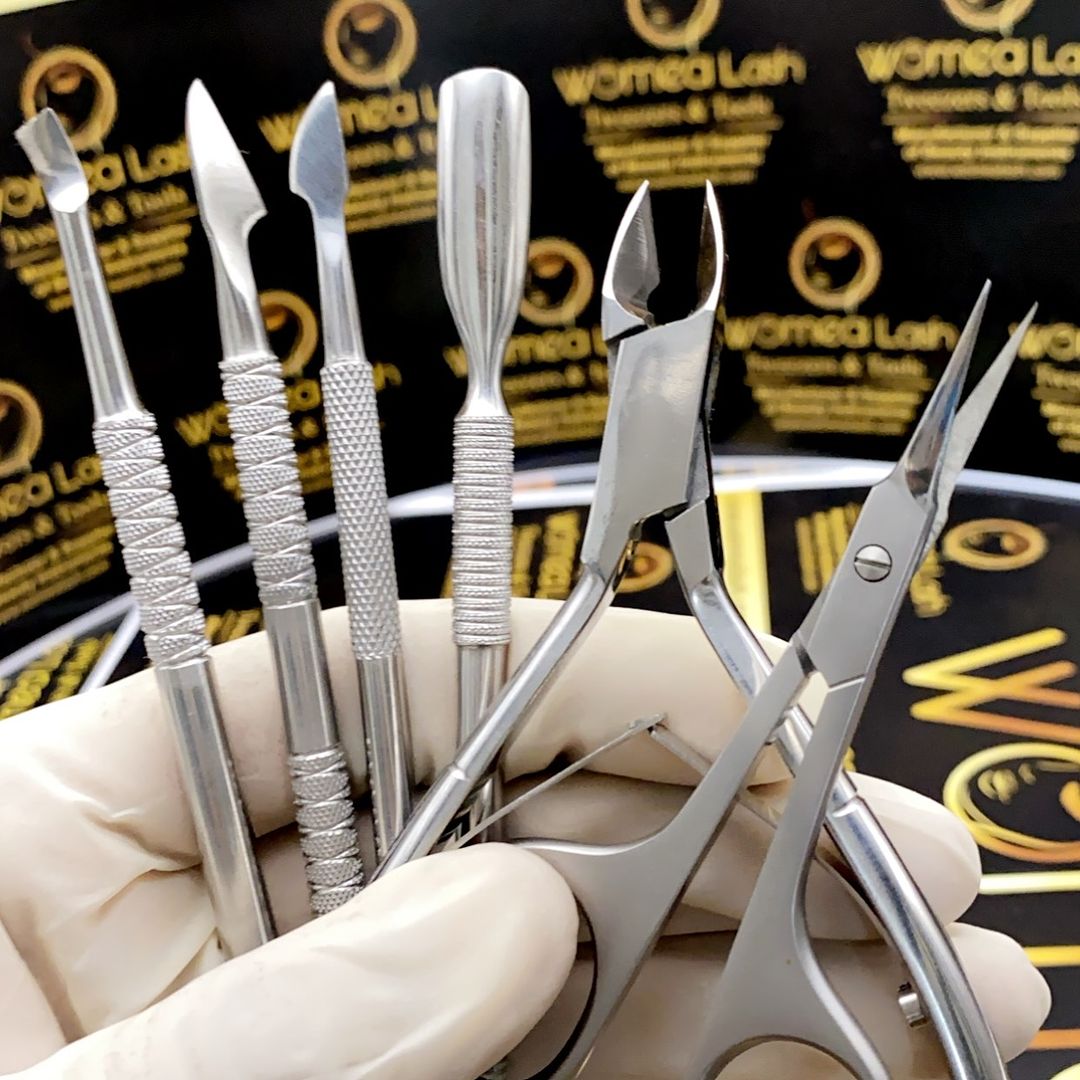 Custom Selling Cuticle Nipper, Scissors & Pushers for Nail Treatment and Shaping